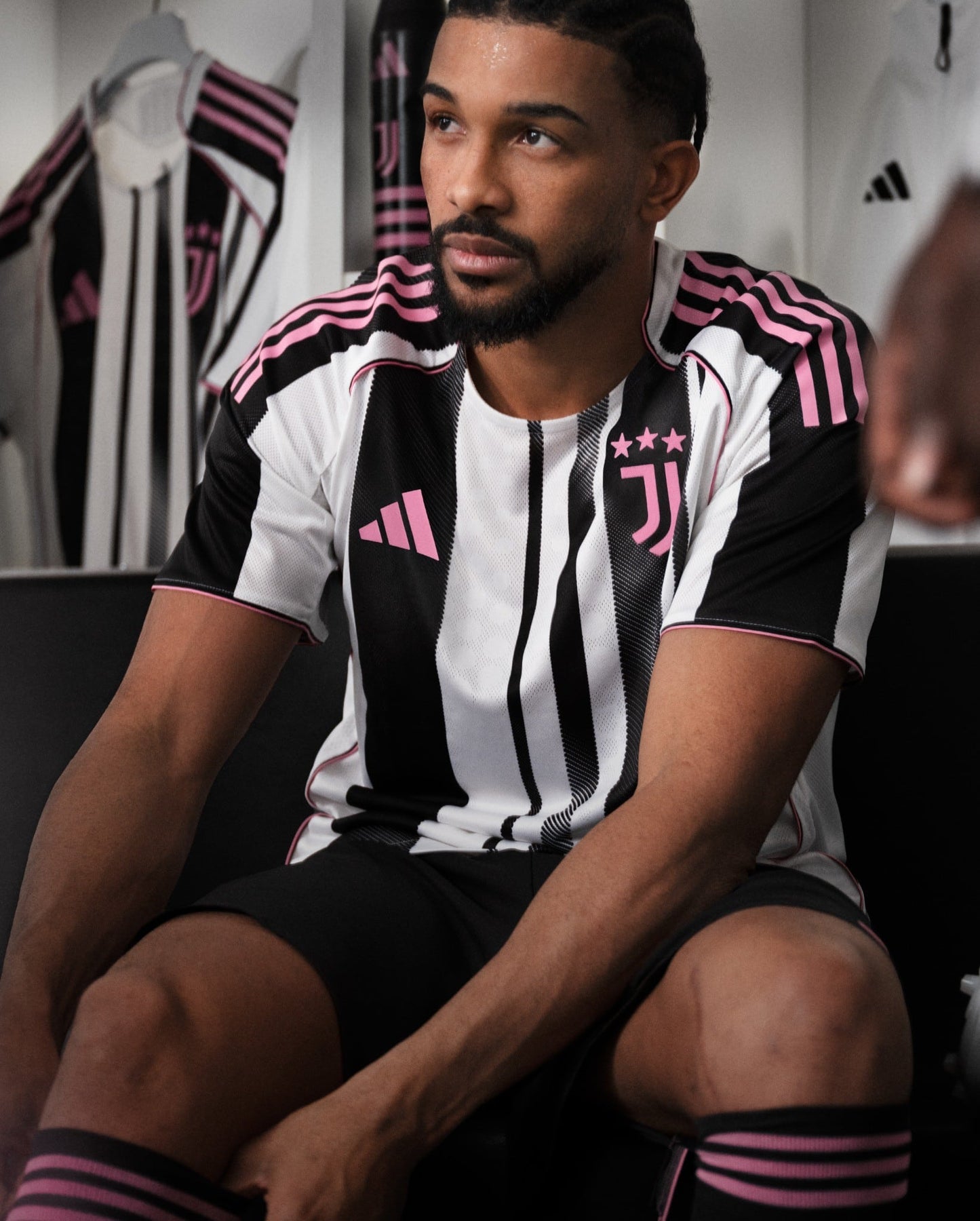 Juventus Home Player Version Jersey 2025/2026