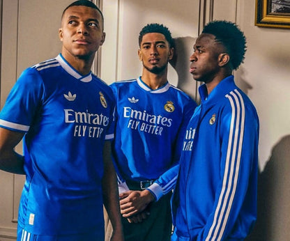 Bundle of jerseys