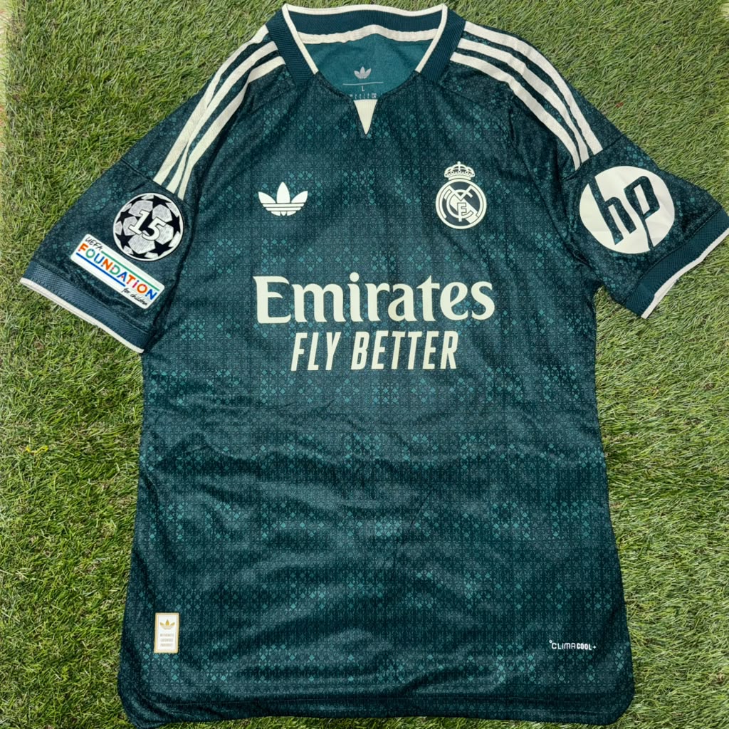 Real Madrid 2026/2027 Away Player version Jersey
